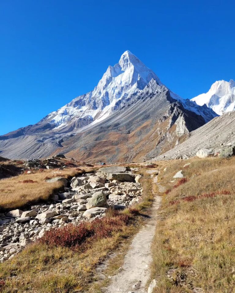 Gaumukh Tapovan trail